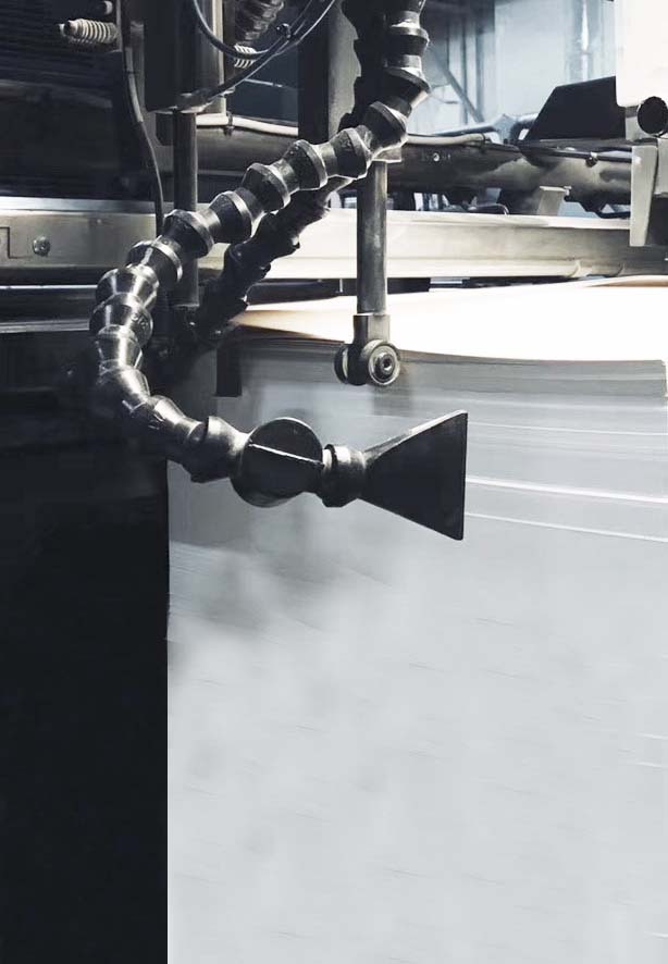 包裝盒印刷/UV印刷(圖5) 印刷出血示意圖